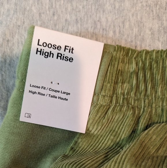 Nike Women's Air High-waisted Corduroy Fleece Trousers - Large - DQ6926-… - Picture 8 of 15